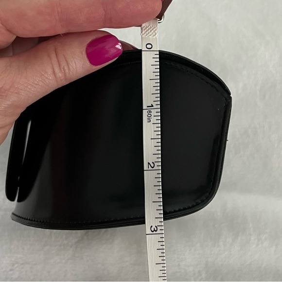 New Authentic CHANEL Glossy Black Sunglass Case - Picture 10 of 10